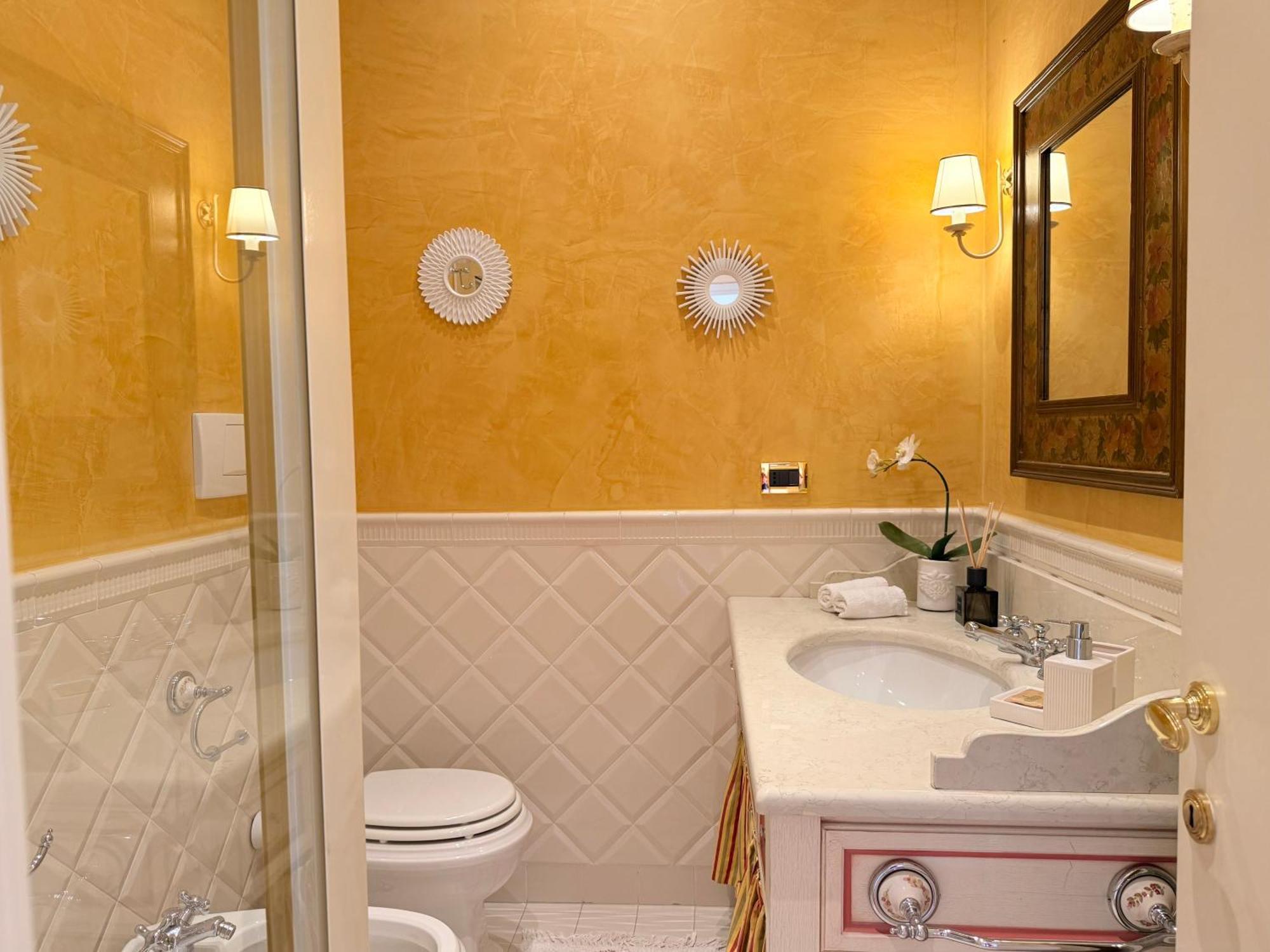 Belle Ile Lake View Suite Cadenabbia Exterior foto